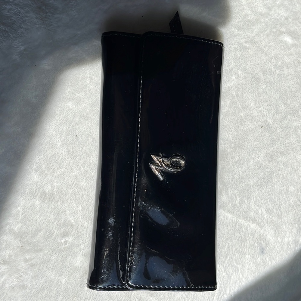 9 west black wallet